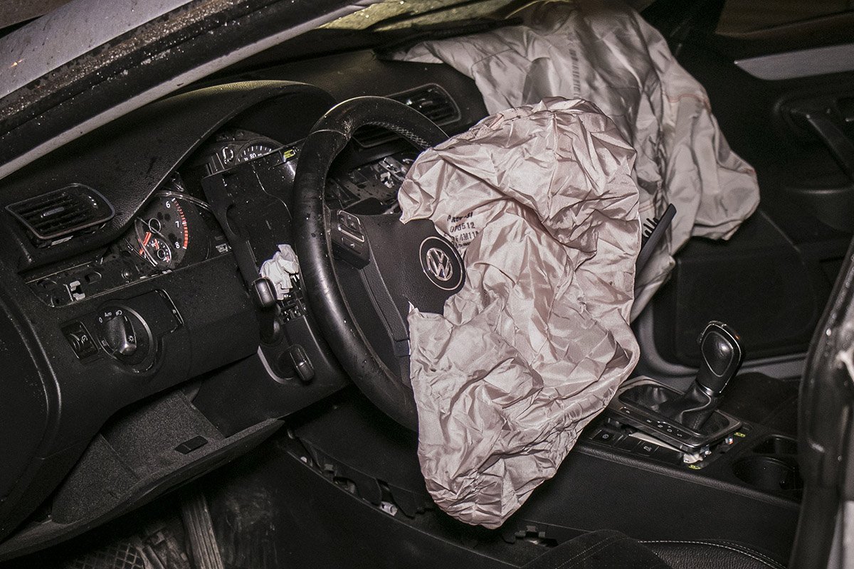 подушка безопасности в руле фото