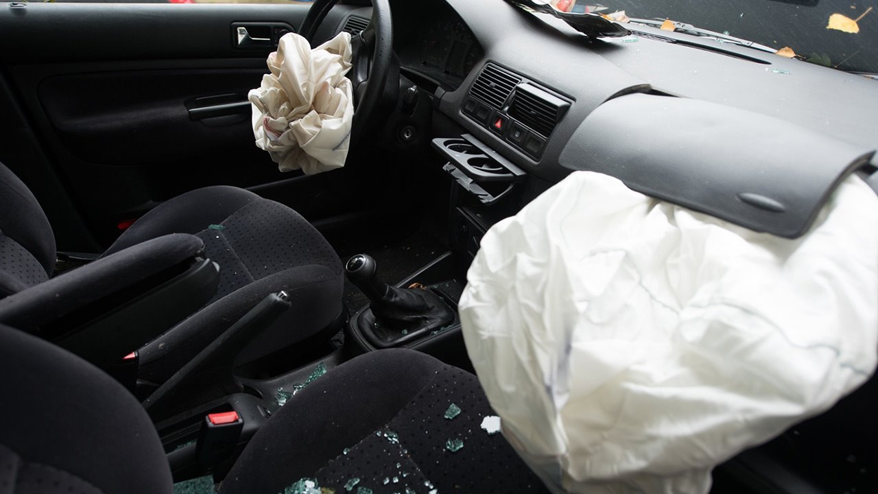 Как восстановить подушки безопасности автомобиля?